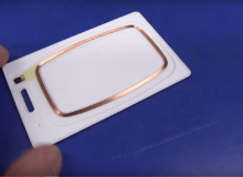 Fare RFID carte hanno radiazioni al corpo umano?